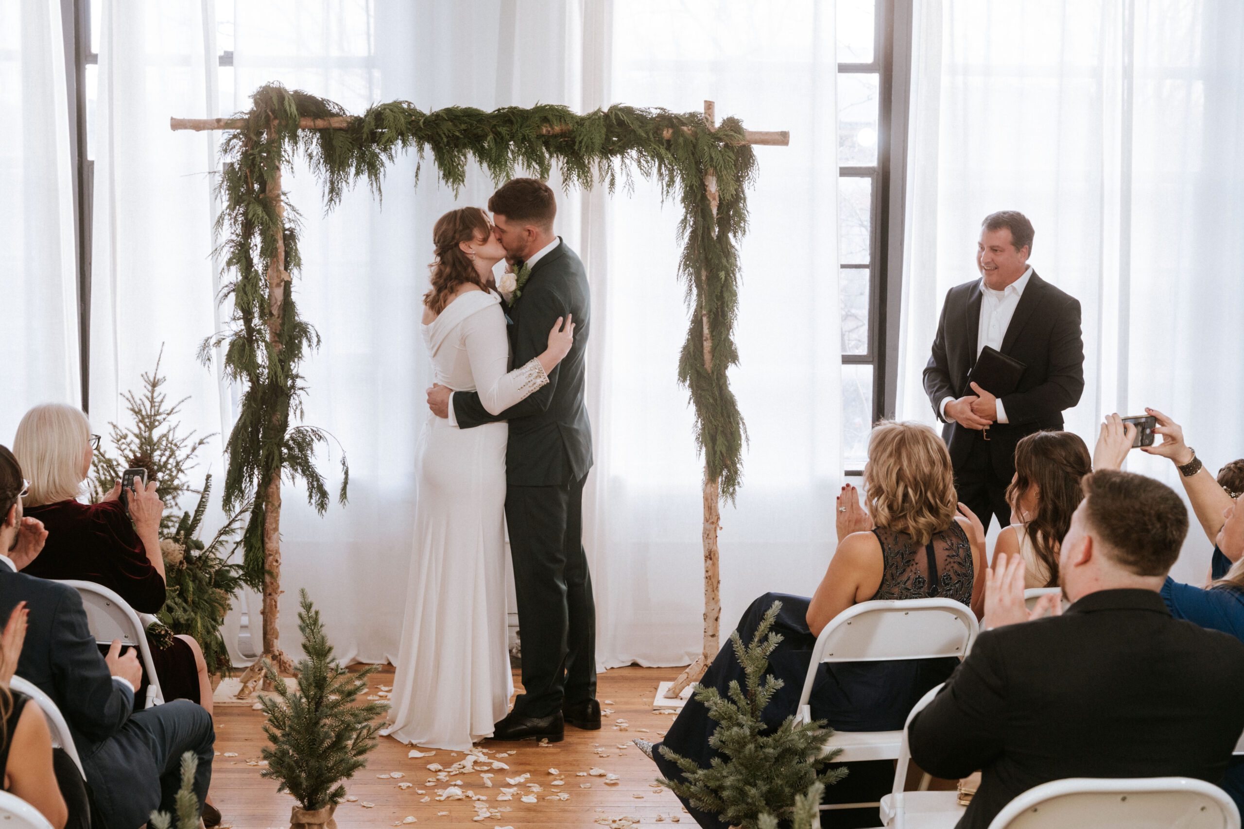 Why Creative Chicago Couples Choose Le Loft Wedding Venue